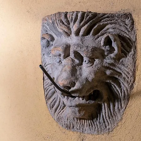 House Of Magic - Due Torri Apartman Bologna