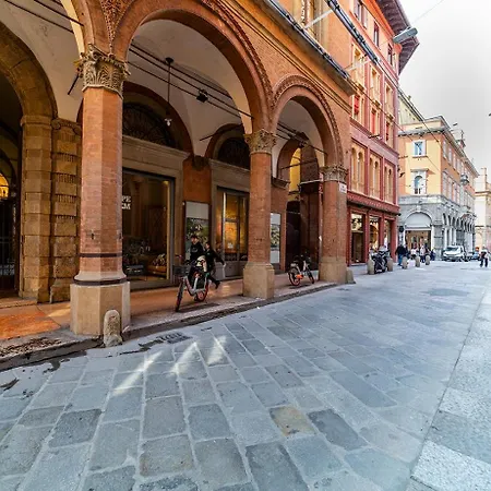 House Of Magic - Due Torri Apartman